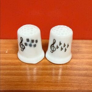 Vintage Musical Note White Thimbles